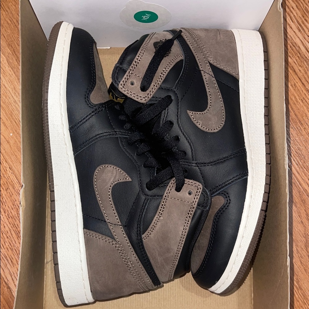 Retro 1 Mocha